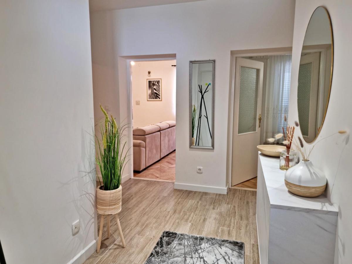Apartment Hana Omis Luaran gambar