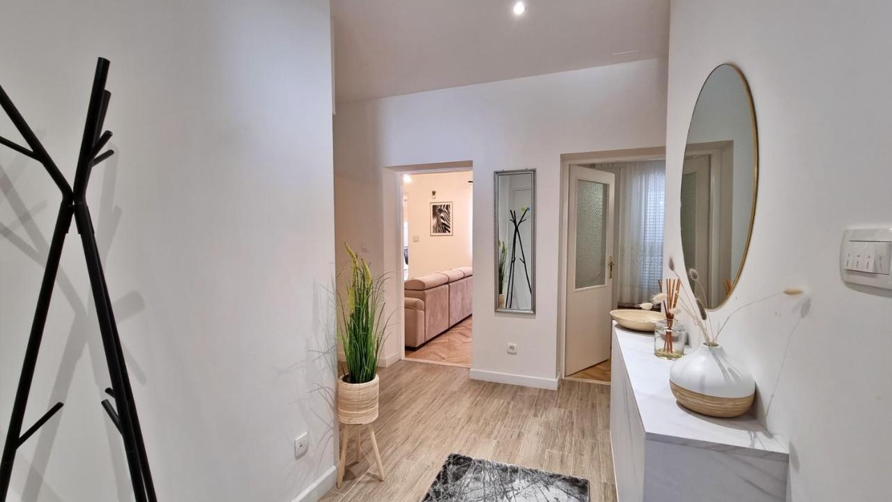 Apartment Hana Omis Luaran gambar