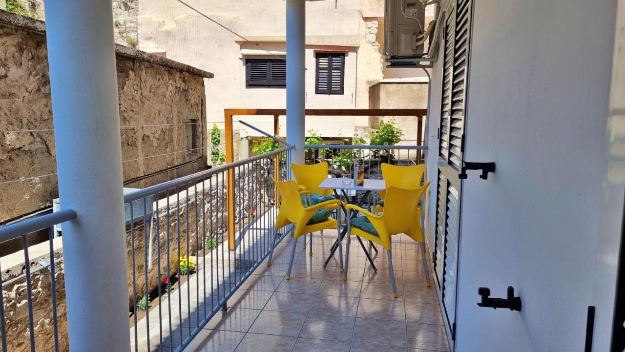Apartment Hana Omis Luaran gambar